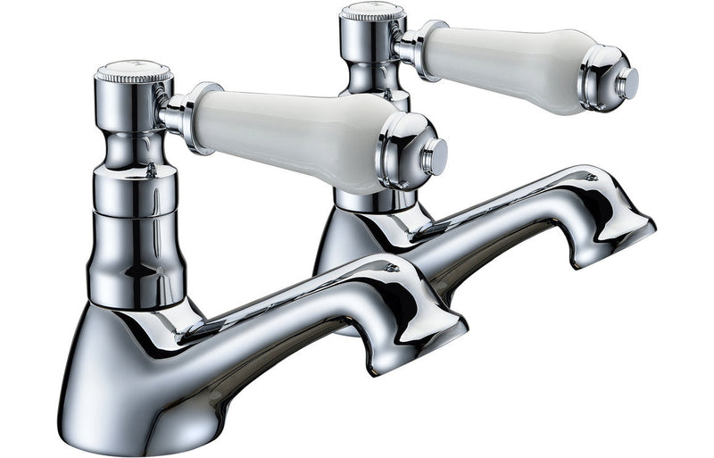 Traditional Lever Bath Pillar Taps